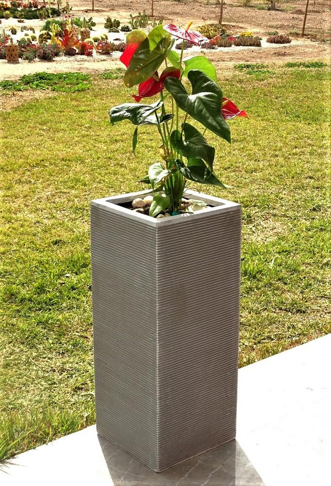 Pot en polystone Gris 35X35 cm Hauteur 80 cm