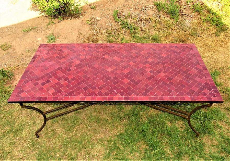 Table in burgundy zellige, dimensions 200x100 cm 